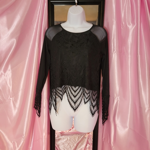 Material Girl Tops - Lace long sleeve top